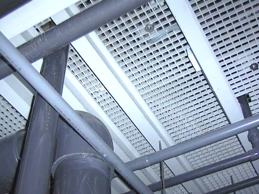 billeder-af-glasfiberriste-og-tilbehør-fra-fiberline