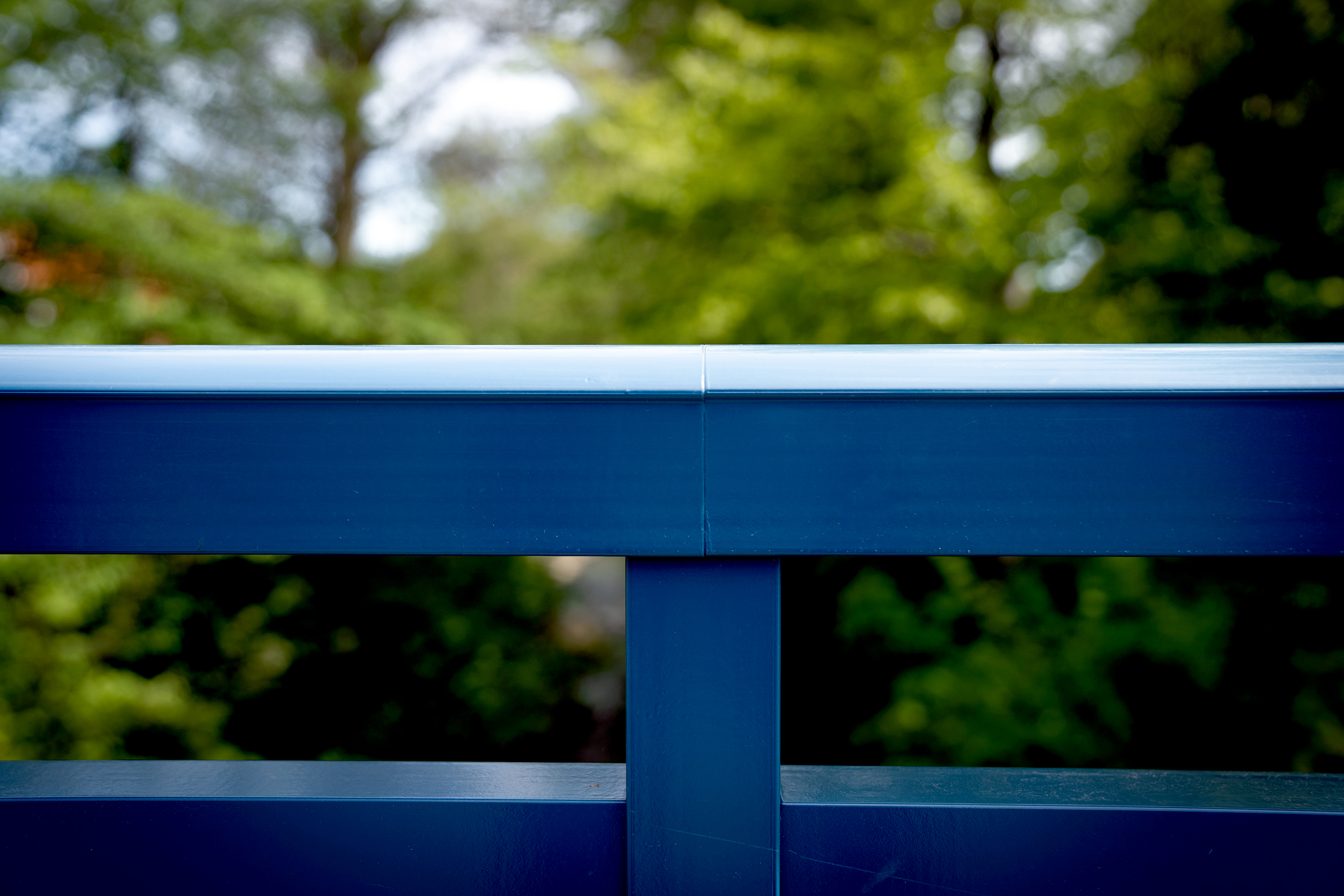 bild-von-einer-gfk-brucke-mit-handlauf-profil-von-fiberline-80x80x7-mm